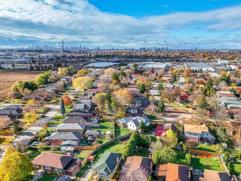 Photo 37 at 21 Tripp Crescent, Dorset Park, Toronto