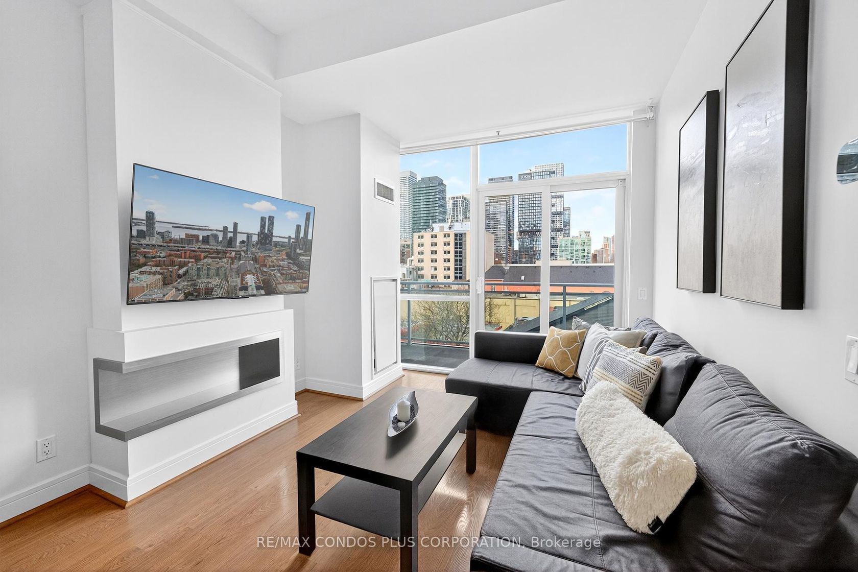 N507 - 116 George Street, Moss Park, Toronto 