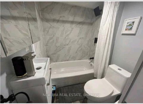 Photo 5 at 48 Carr Street, Chinatown, Toronto