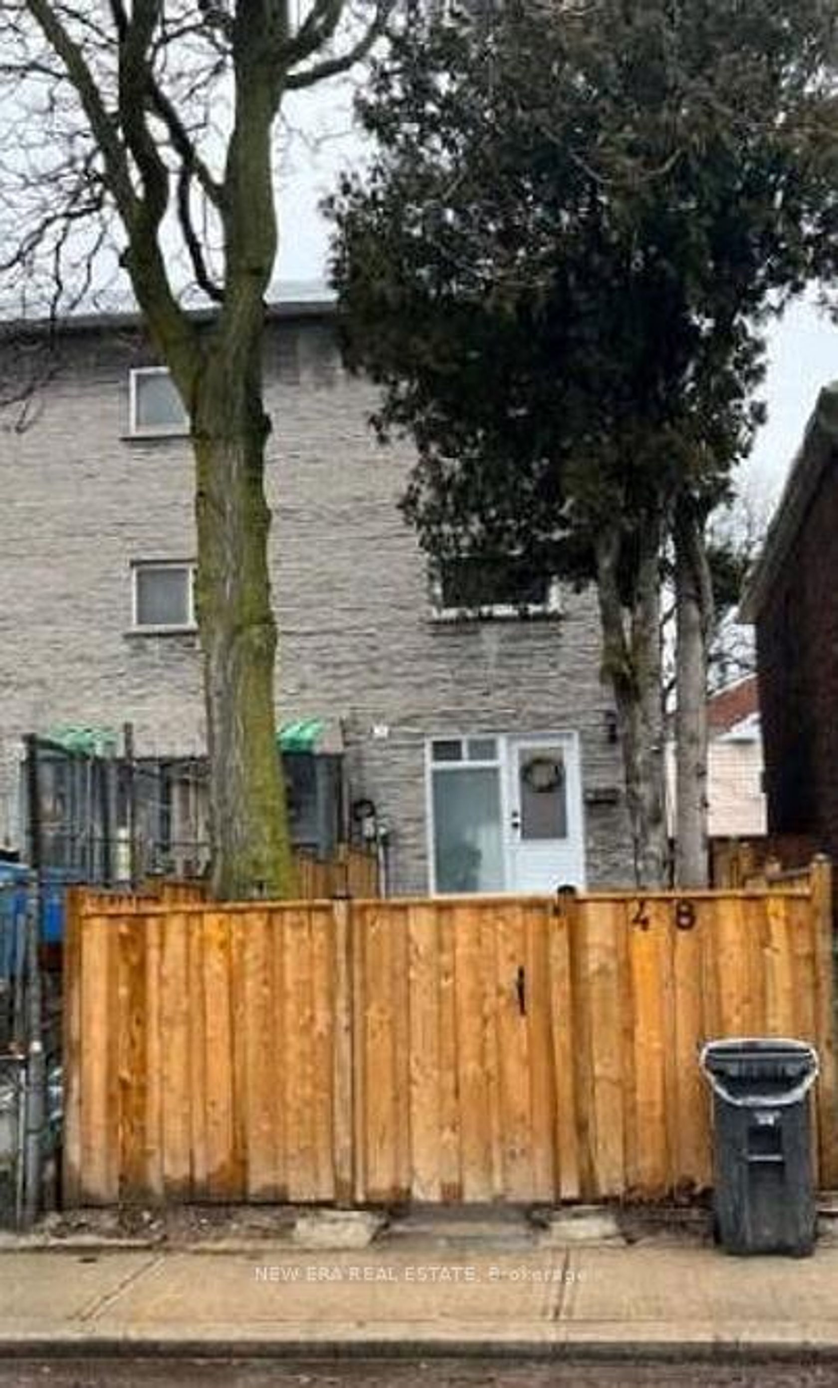 48 Carr Street, Chinatown, Toronto 