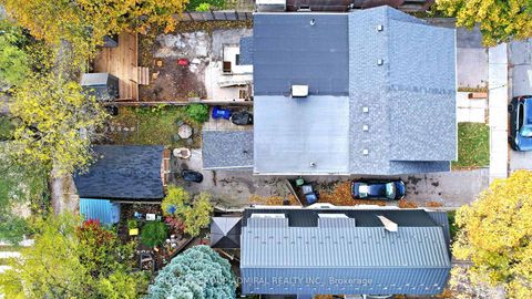 Photo 10 at 7 Harris Avenue, Danforth, Toronto