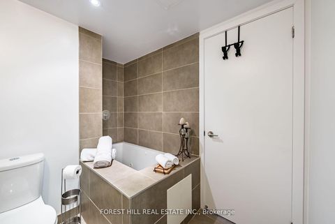 Photo 15 at 802 - 508 Wellington Street, Waterfront Communities C1, Toronto