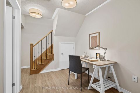 Photo 13 at 10 - 24 Fieldway Road, City Centre West, Toronto