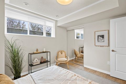 Photo 21 at 10 - 24 Fieldway Road, City Centre West, Toronto