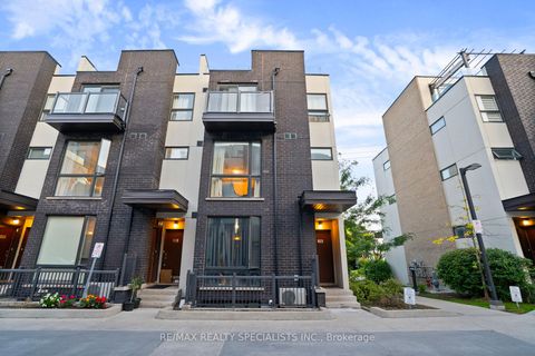 Photo 25 at 10 - 24 Fieldway Road, City Centre West, Toronto