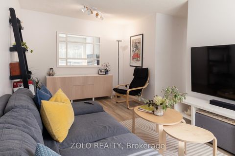 Photo 14 at 45 - 2272 Mowat Avenue, RO River Oaks, Oakville