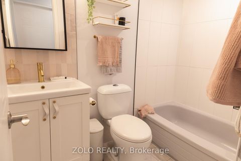 Photo 19 at 45 - 2272 Mowat Avenue, RO River Oaks, Oakville