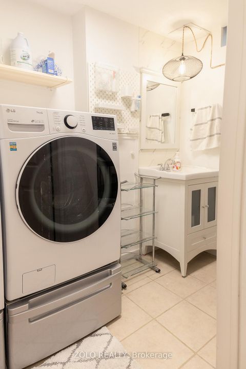 Photo 28 at 45 - 2272 Mowat Avenue, RO River Oaks, Oakville