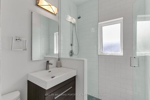 Photo 22 at 229 Manor Road E, Mount Pleasant East, Toronto