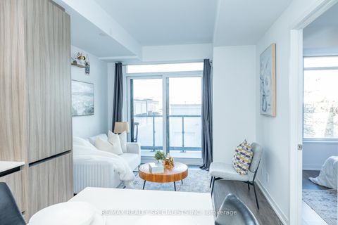 Photo 18 at C202 - 8 Beverley Glen Boulevard, Beverley Glen, Vaughan