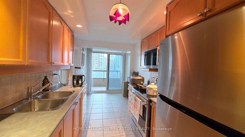 Photo 10 at 712 - 5 Northtown Way, Willowdale East, Toronto
