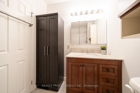 Photo 14 at 1275 Pallatine Drive, CP College Park, Oakville