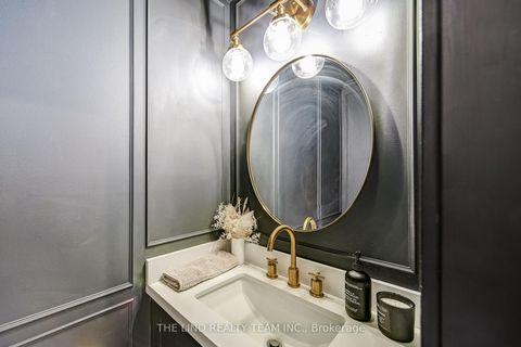 Photo 7 at 158 Dawlish Avenue, Aurora Highlands, Aurora