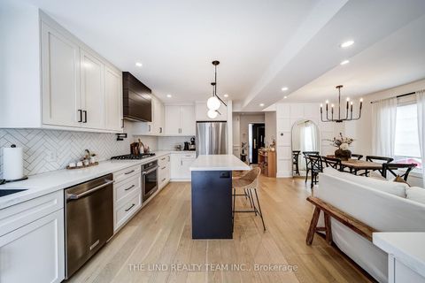 Photo 10 at 158 Dawlish Avenue, Aurora Highlands, Aurora