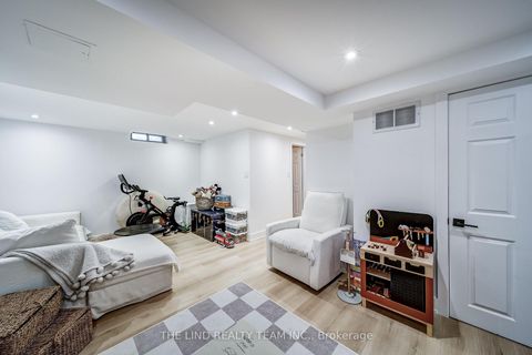 Photo 39 at 158 Dawlish Avenue, Aurora Highlands, Aurora