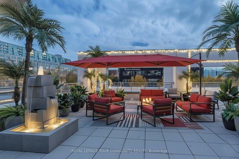 Photo 22 at 205 - 228 Queens Quay W, Waterfront Communities C1, Toronto