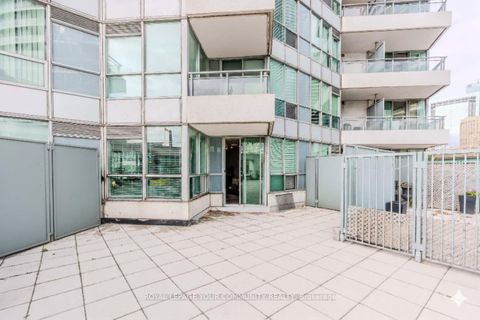 Photo 27 at 205 - 228 Queens Quay W, Waterfront Communities C1, Toronto