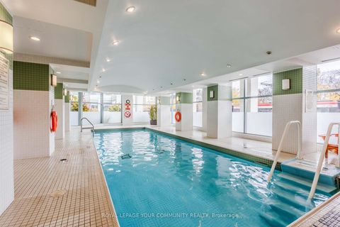 Photo 35 at 205 - 228 Queens Quay W, Waterfront Communities C1, Toronto