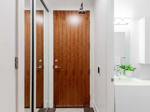 Photo 2 at 419 - 111 St Clair Avenue W, St. Clair, Toronto