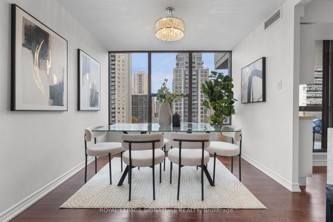 Photo 8 at 911 - 100 Quebec Avenue E, High Park North, Toronto