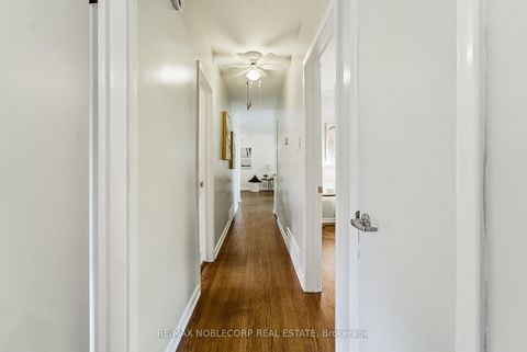 Photo 3 at 16 Fortune Gate, Woburn, Toronto