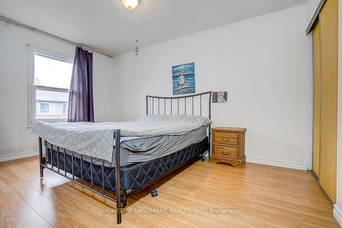 Photo 25 at 135 - 195 Alexmuir Boulevard, Agincourt North, Toronto