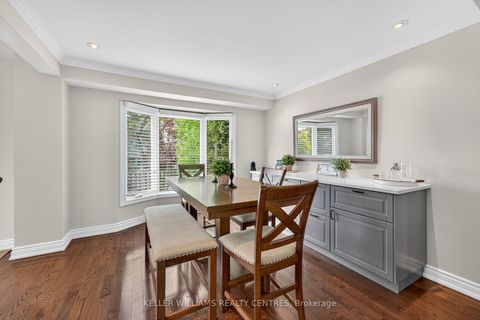 Photo 7 at 42 Buchanan Crescent, Aurora Village, Aurora