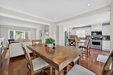 Photo 11 at 42 Buchanan Crescent, Aurora Village, Aurora