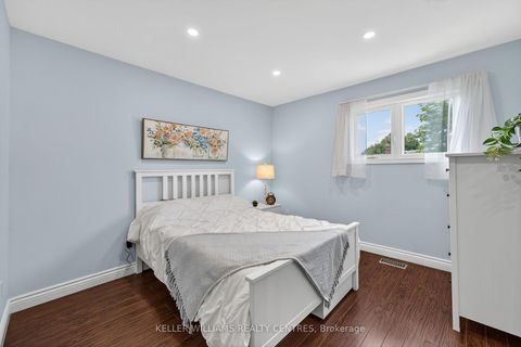 Photo 28 at 42 Buchanan Crescent, Aurora Village, Aurora