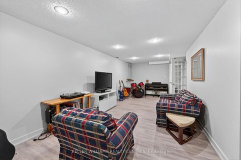 Photo 33 at 42 Buchanan Crescent, Aurora Village, Aurora