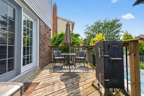 Photo 37 at 42 Buchanan Crescent, Aurora Village, Aurora