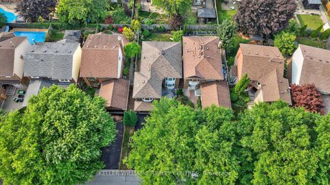 Photo 42 at 42 Buchanan Crescent, Aurora Village, Aurora