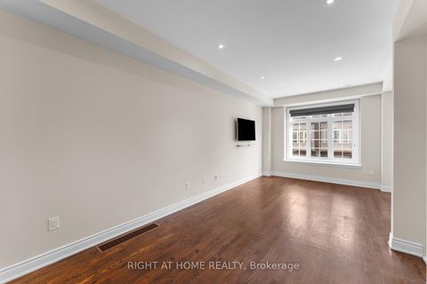 Photo 4 at 18 Isaac Devins Avenue, East Woodbridge, Vaughan