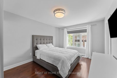 Photo 22 at 18 Isaac Devins Avenue, East Woodbridge, Vaughan