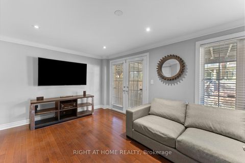 Photo 32 at 18 Isaac Devins Avenue, East Woodbridge, Vaughan