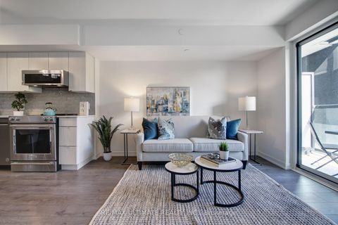 Photo 3 at 303 - 1401 O'connor Drive, Parkview, Toronto