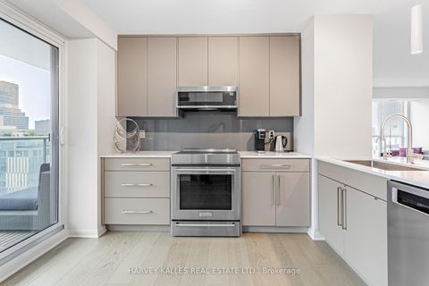 Photo 6 at 1610 - 96 St Patrick Street, Chinatown, Toronto