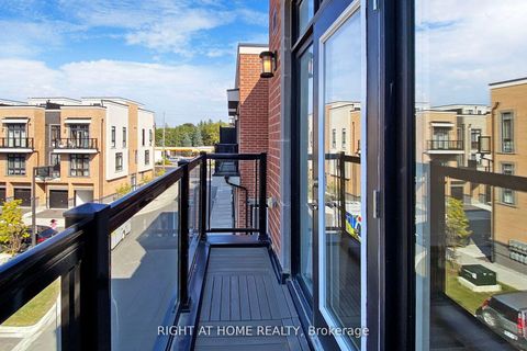 Photo 4 at TH7 - 9 Phelps Lane, Oak Ridges, Richmond Hill