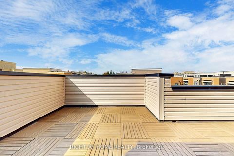 Photo 9 at TH7 - 9 Phelps Lane, Oak Ridges, Richmond Hill