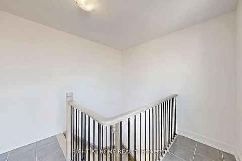 Photo 12 at TH7 - 9 Phelps Lane, Oak Ridges, Richmond Hill