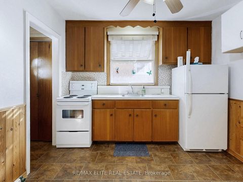 Photo 9 at 63 St Hubert Avenue, East York, Toronto