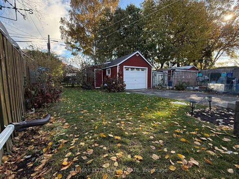 Photo 32 at 63 St Hubert Avenue, East York, Toronto