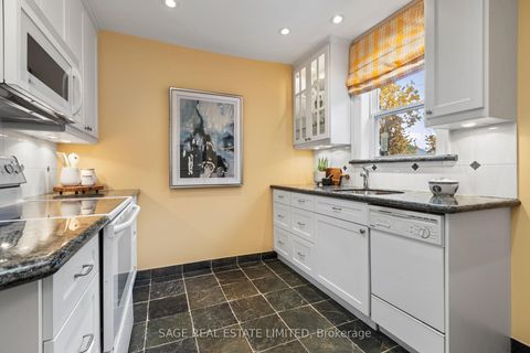 Photo 13 at 92 Chatsworth Drive, Lawrence Park South, Toronto