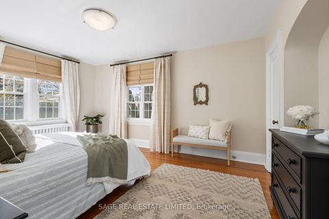 Photo 17 at 92 Chatsworth Drive, Lawrence Park South, Toronto