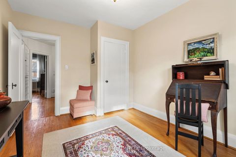 Photo 24 at 92 Chatsworth Drive, Lawrence Park South, Toronto