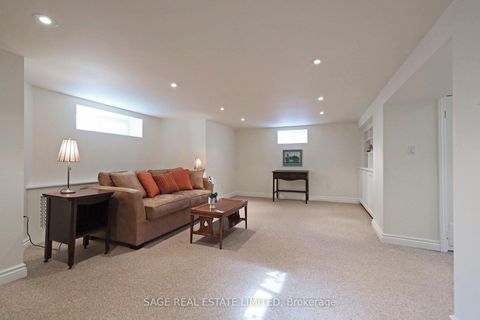Photo 30 at 92 Chatsworth Drive, Lawrence Park South, Toronto