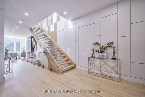 Photo 2 at 333 Woodmount Avenue, East York, Toronto