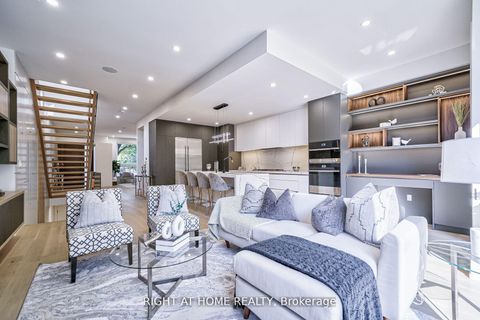 Photo 8 at 333 Woodmount Avenue, East York, Toronto