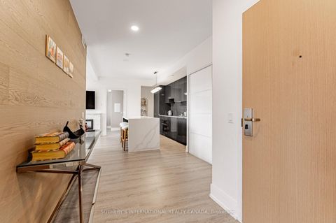 Photo 1 at 4511 - 7 Grenville Street, Bay Street Corridor, Toronto