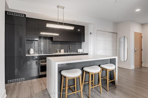 Photo 8 at 4511 - 7 Grenville Street, Bay Street Corridor, Toronto